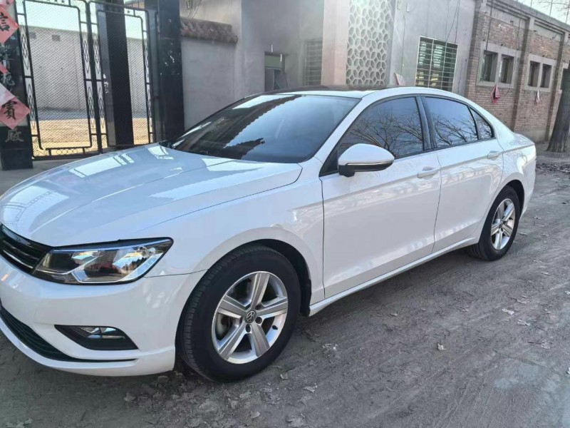 保定18年大众凌渡4