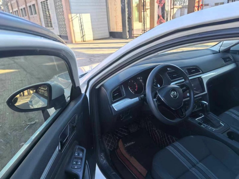 保定18年大众凌渡7