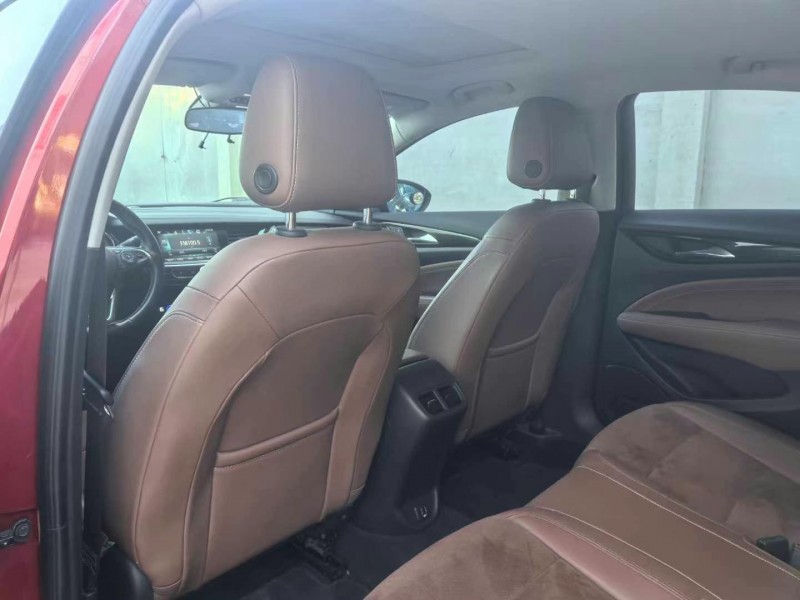 保定18年别克君威7