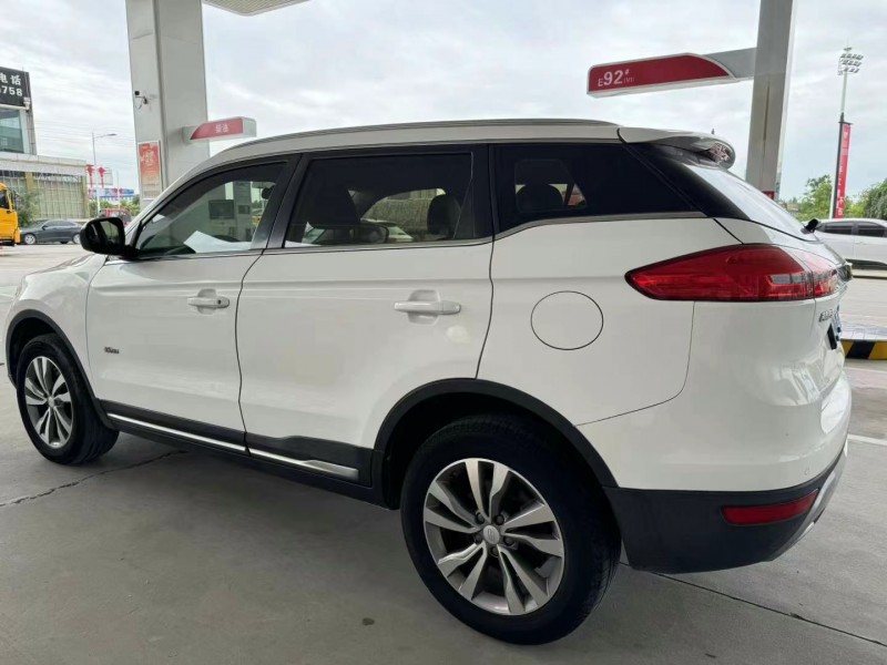 保定18年吉利博越5