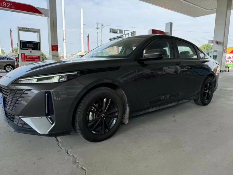 保定23年长安汽车逸达3