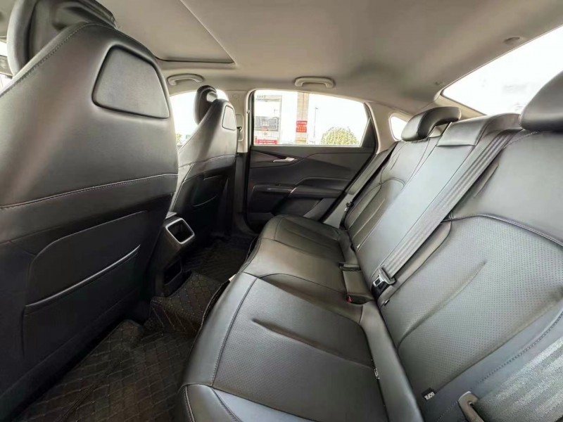 保定23年长安汽车逸达6