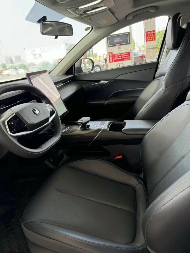 保定23年长安汽车逸达8