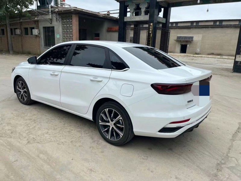 保定23年吉利帝豪4