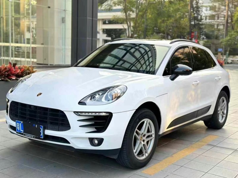 广州17年保时捷Macan2