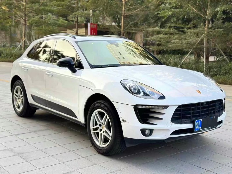 广州17年保时捷Macan3