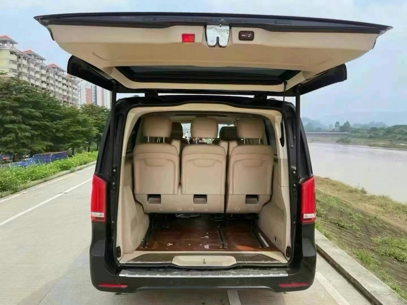 广州21年奔驰V5