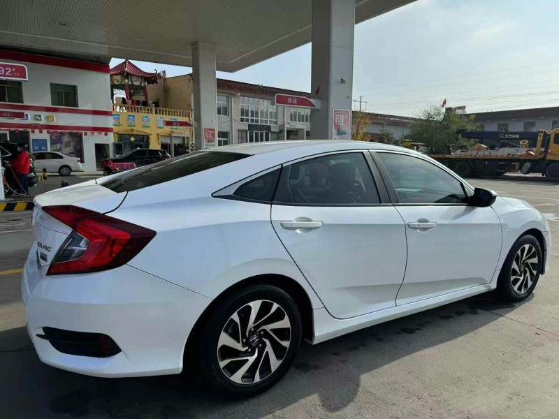 保定18年本田思域5