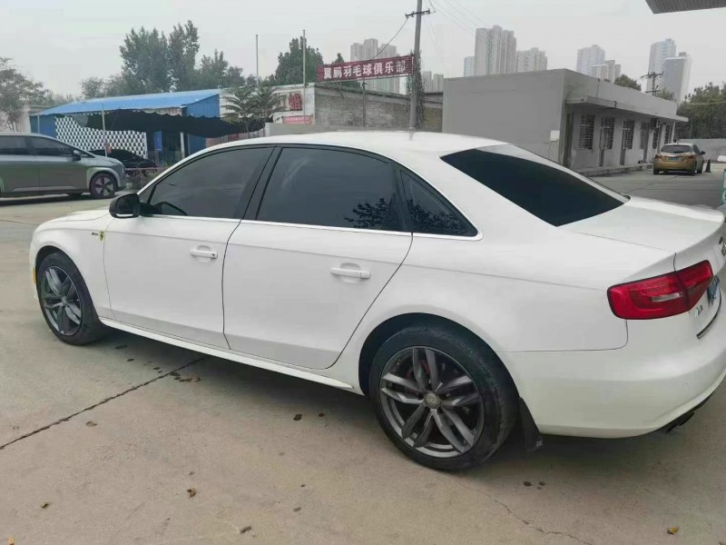 保定13年奥迪A4L4