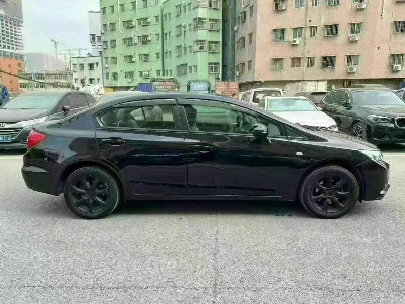 广州12年本田思域5