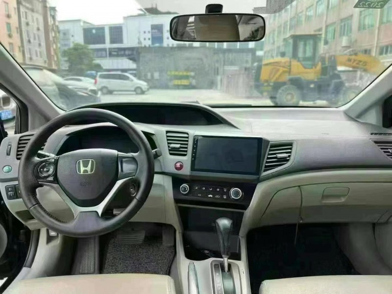 广州12年本田思域7