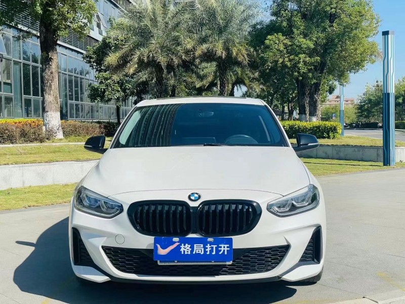 东莞22年宝马1系1