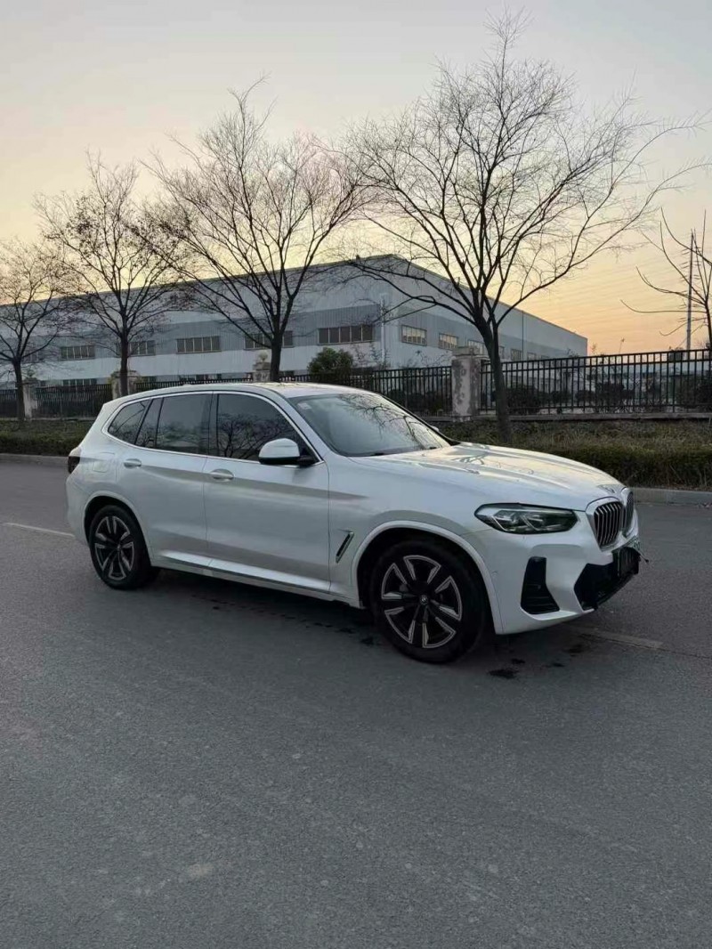 徐州22年宝马IX32