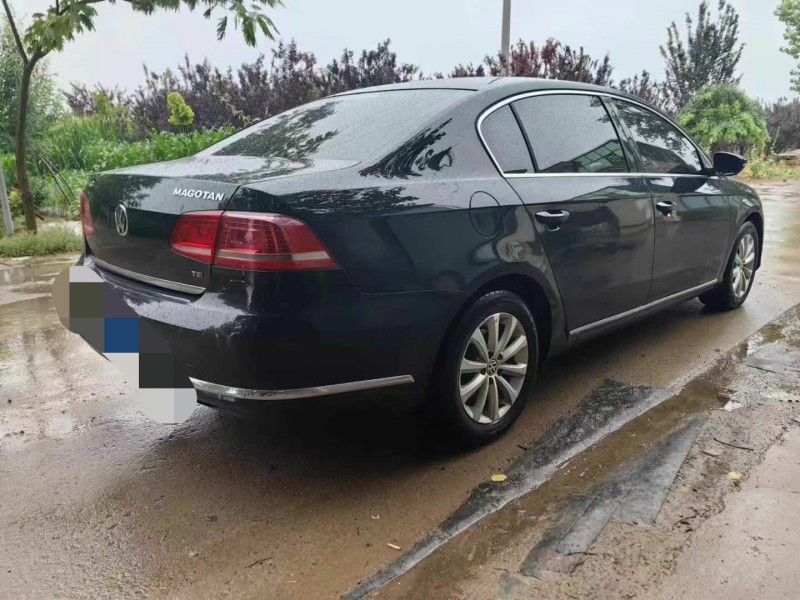 保定16年大众迈腾2