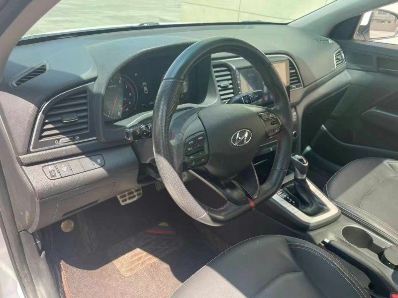 保定19年现代领动7