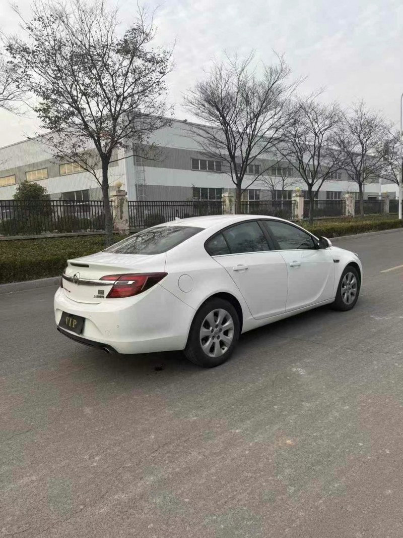 徐州15年别克君威4