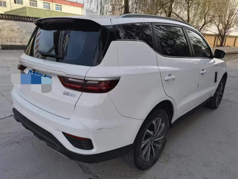 保定20年吉利远景5