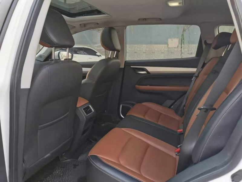 保定20年吉利远景9