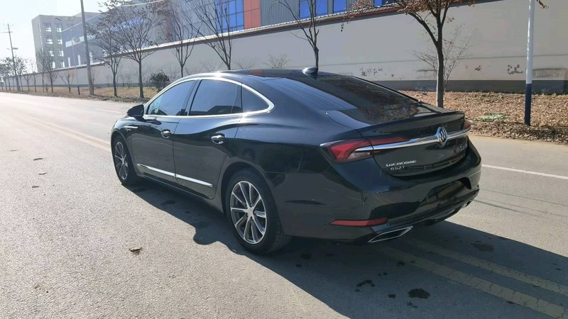 徐州20年别克君越8