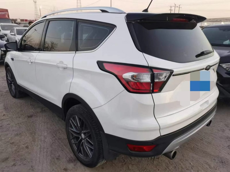 保定18年福特翼虎4