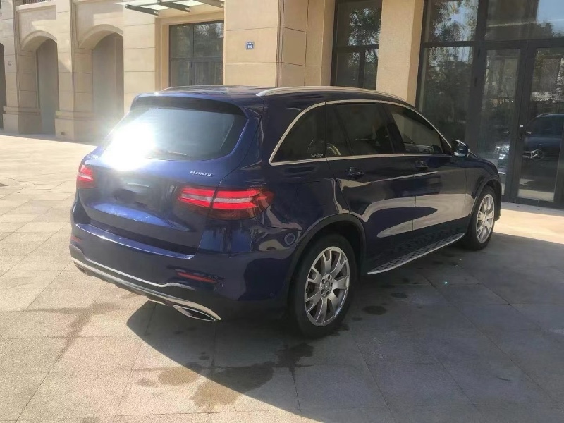 青岛16年奔驰GLC9