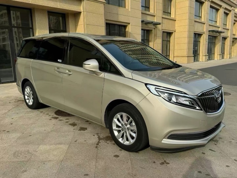 青岛18年别克GL81