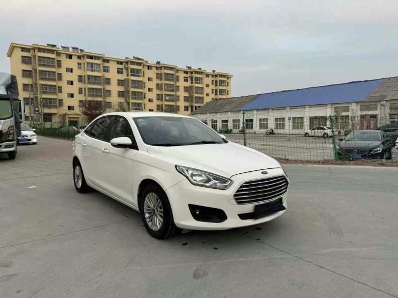 徐州17年福特福睿斯2