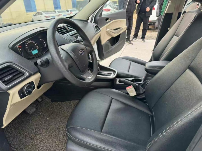 徐州17年福特福睿斯4