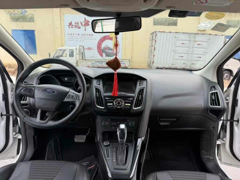 徐州17年福特福克斯8