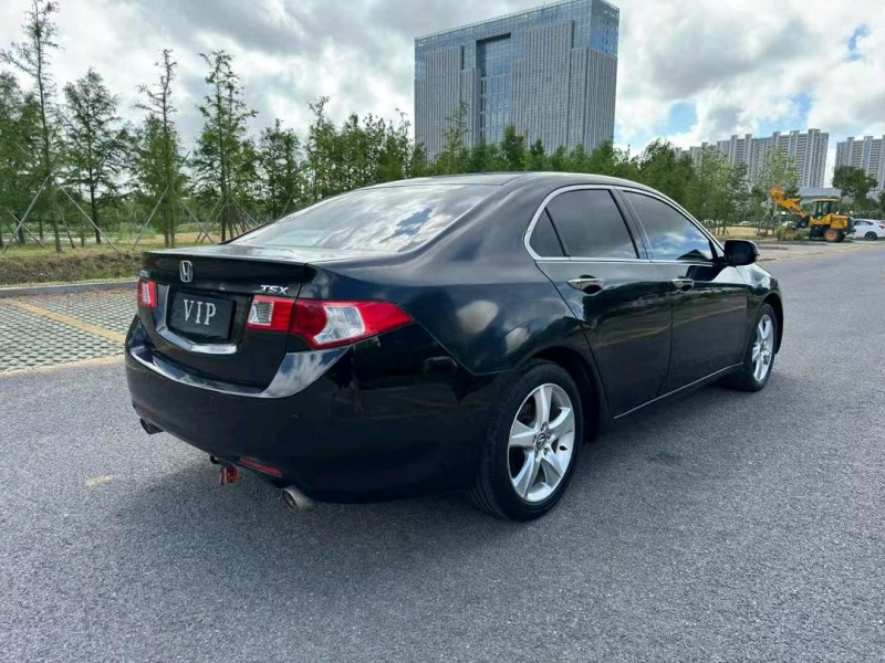 盐城11年本田思铂睿5