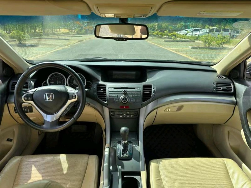 盐城11年本田思铂睿8