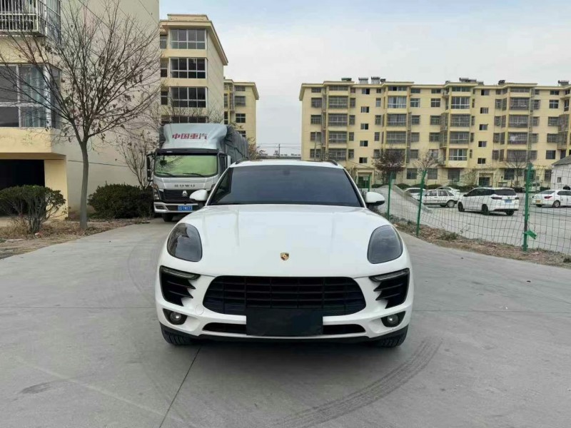 徐州15年保时捷Macan1