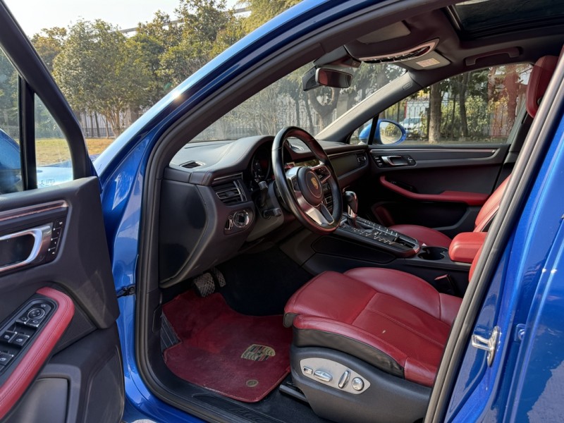盐城20年保时捷Macan7