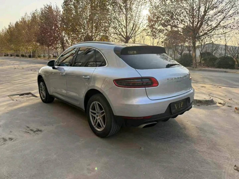 徐州17年保时捷Macan7