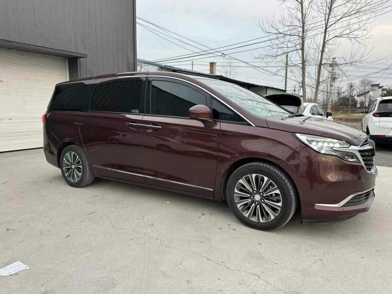 徐州22年别克GL82