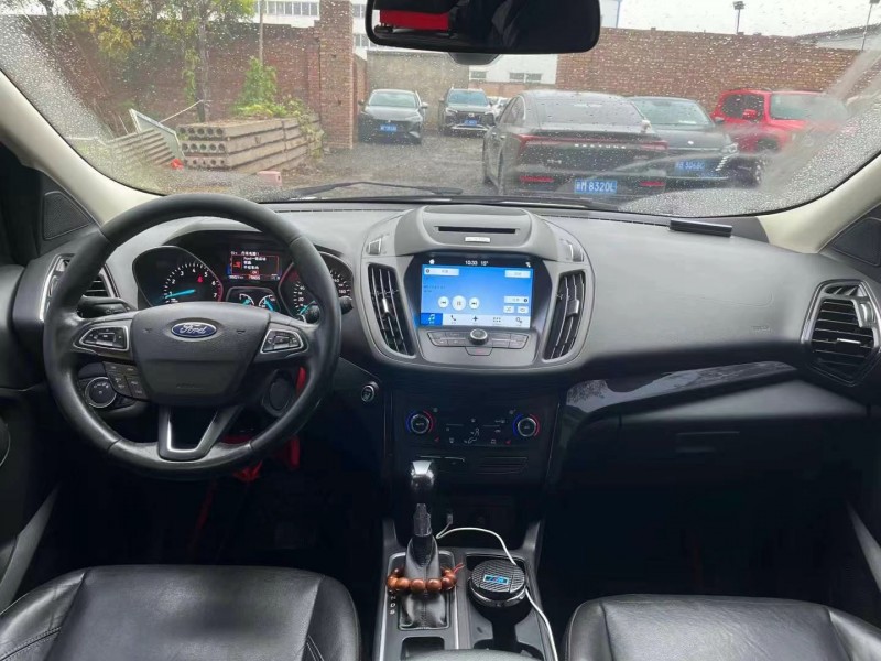 保定17年福特翼虎7