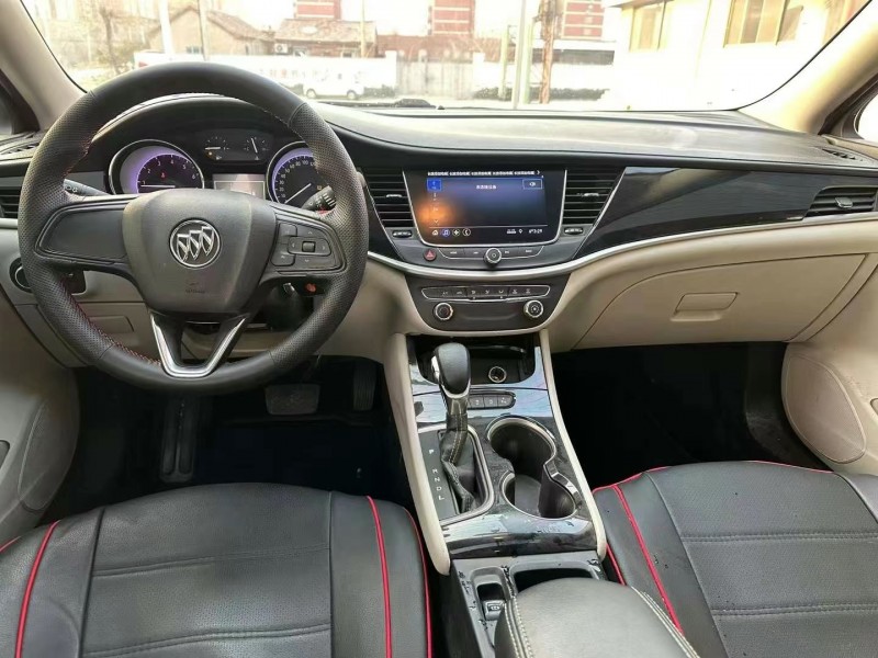 济宁20年别克威朗4