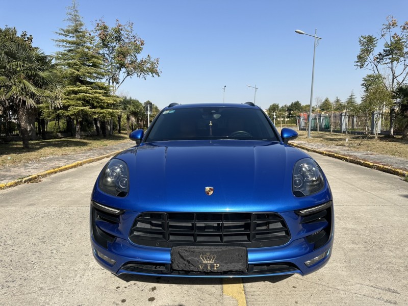 盐城17年保时捷Macan1