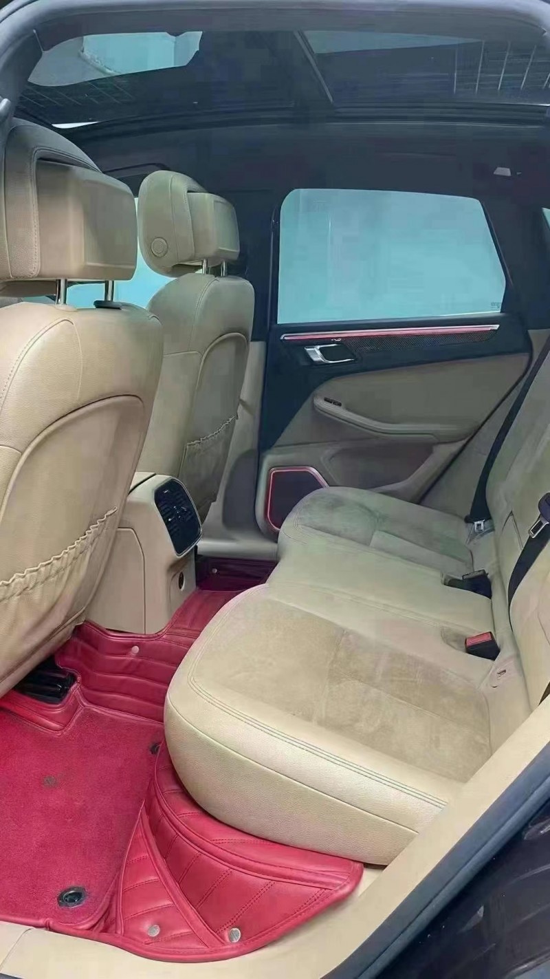 成都18年保時捷Macan5