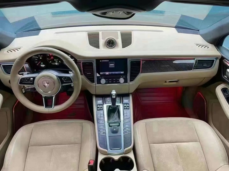 成都18年保時捷Macan6