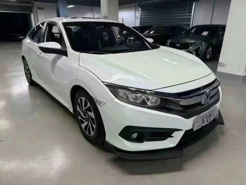 济宁19年本田思域2