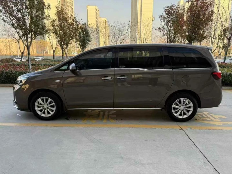 济宁23年别克GL87