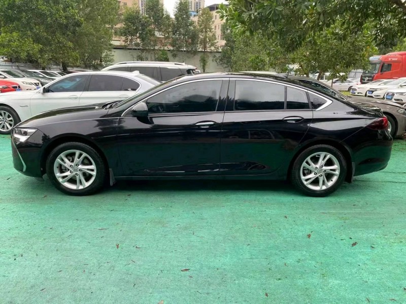 广州23年别克君威6