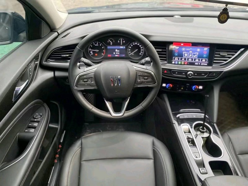 广州23年别克君威9