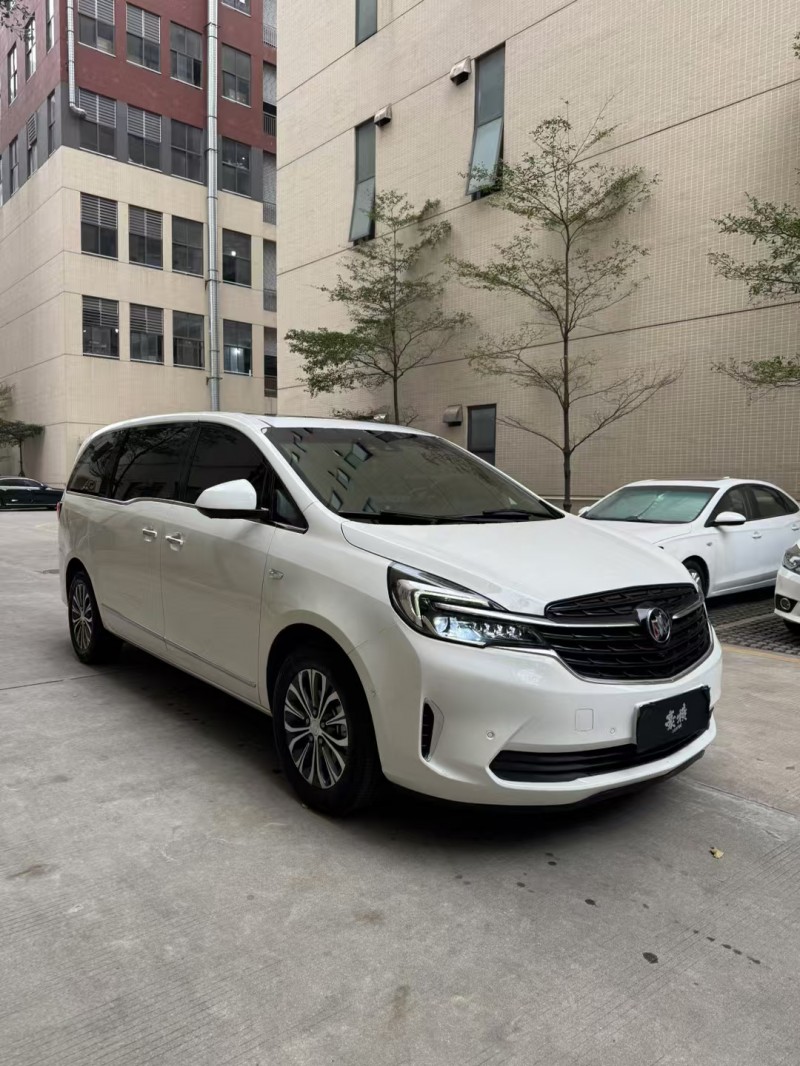 广州21年别克GL82