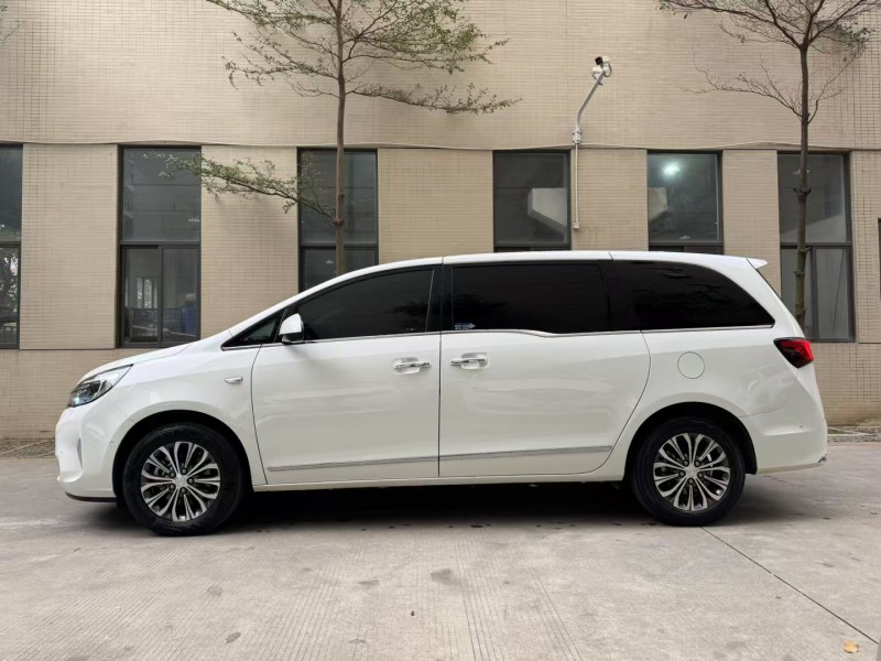 广州21年别克GL84