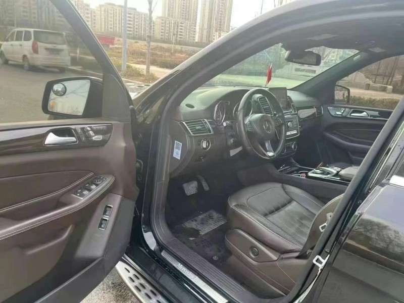 济宁17年奔驰GLS6