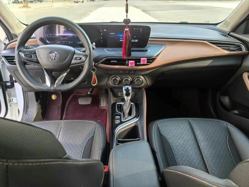 徐州22年别克威朗5