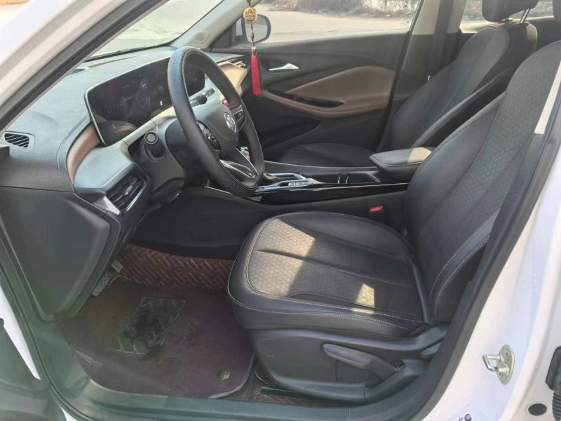 徐州22年别克威朗6