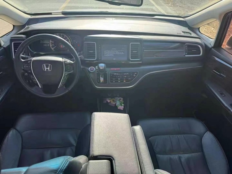 保定18年本田艾力绅8